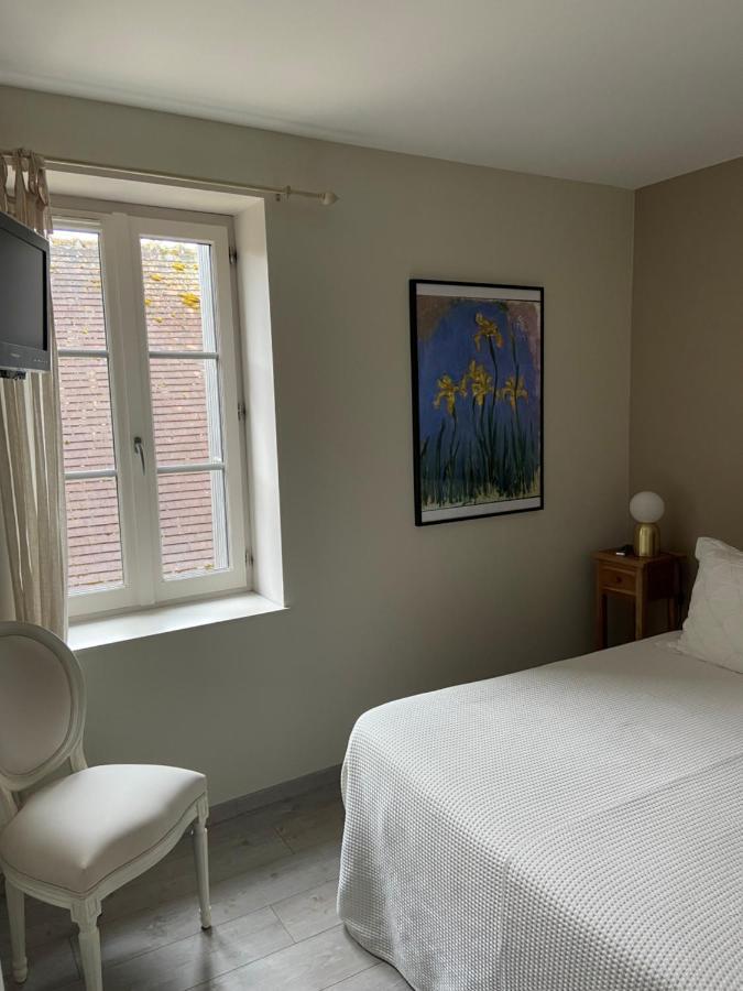 Les Chambres De L'Aigronne Le Petit-Pressigny Esterno foto